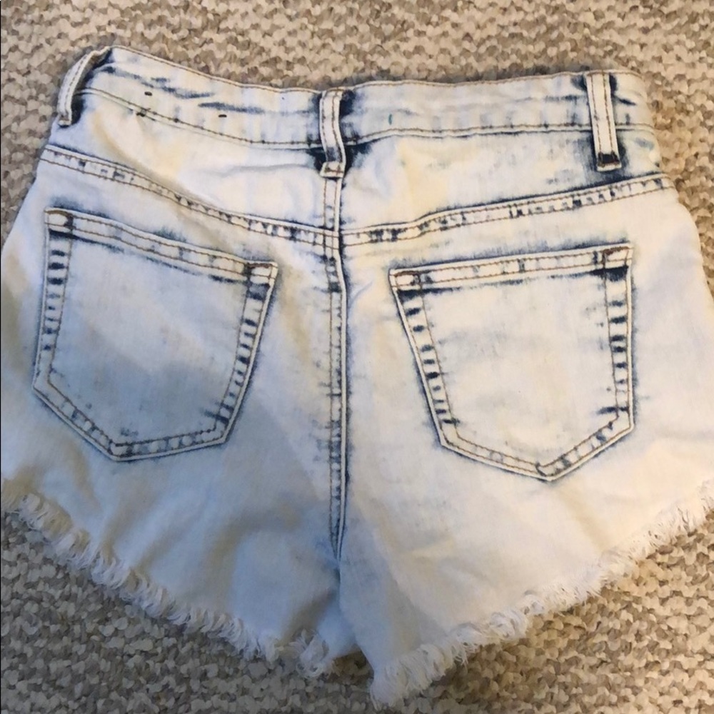 Jean Shorts - Picture 2 of 3